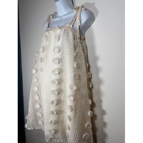 & Merci Dress Small Cream Pom Pom Swiss Dot Tie Shoulder Mini Bride Boho Cottage - Picture 2 of 7